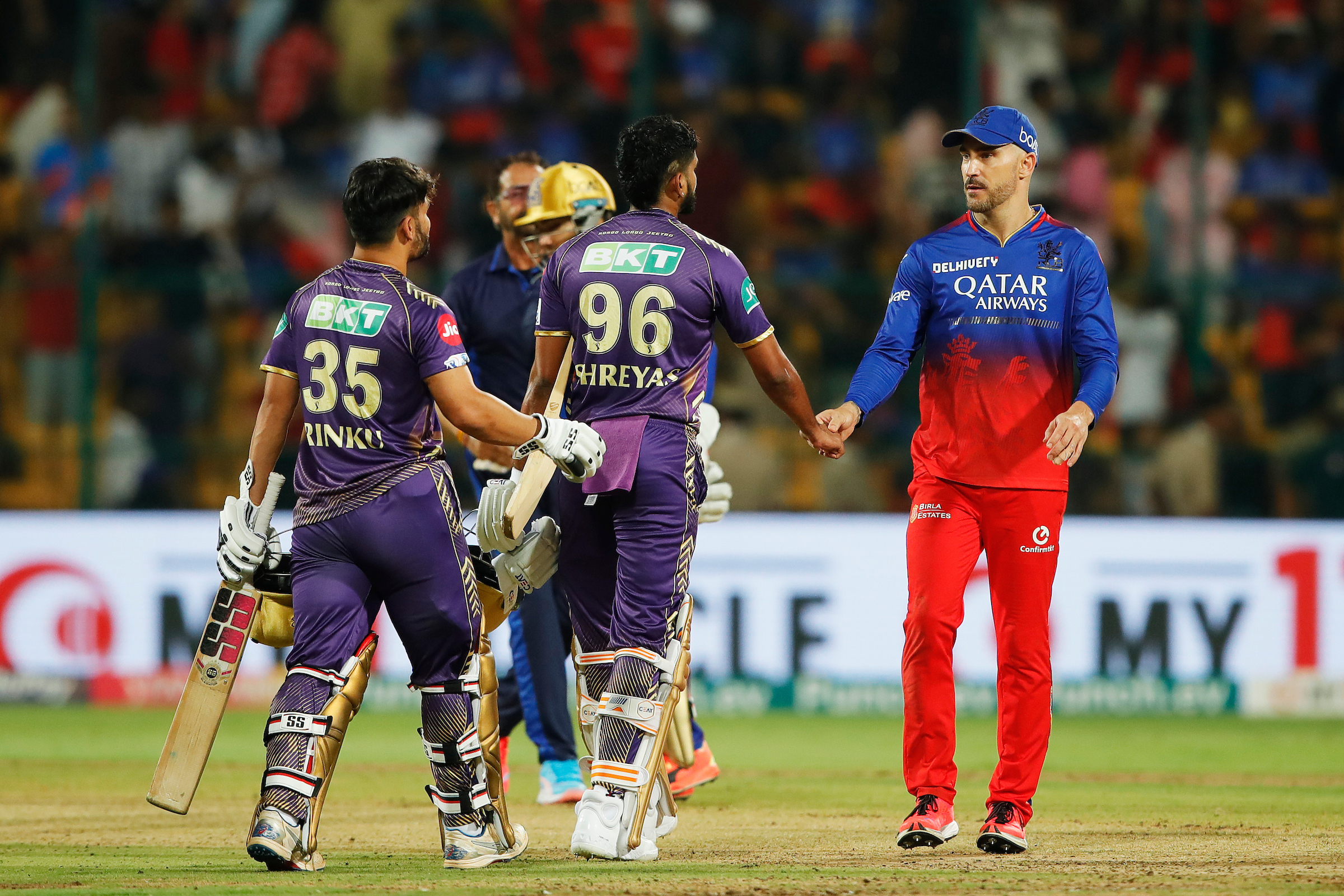 KKR won by 7 wickets