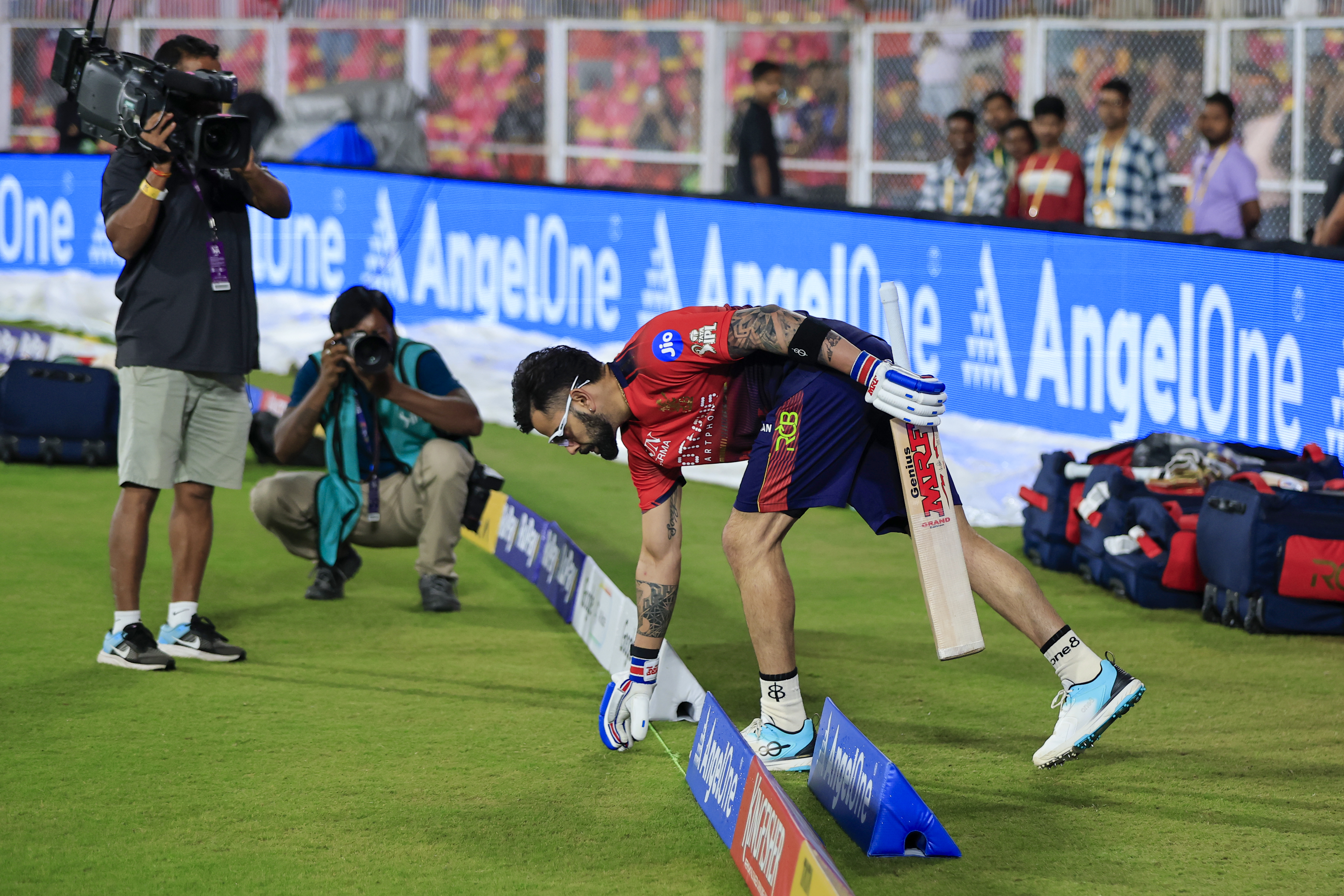 RR won by 6 wickets