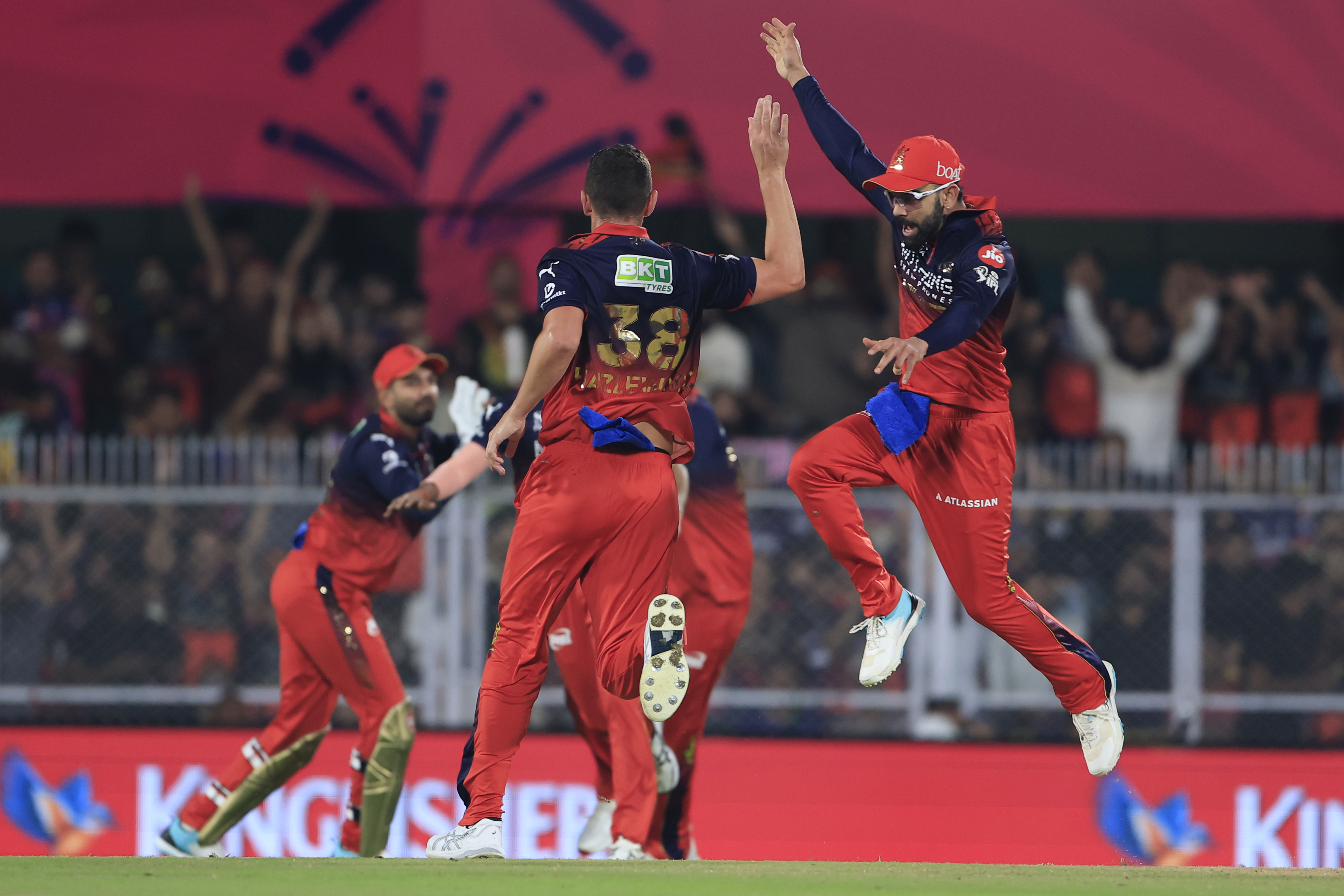 RR won by 6 wickets