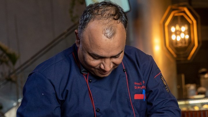 DSC01060.jpg RCB Executive Chef, Manoj Sharma