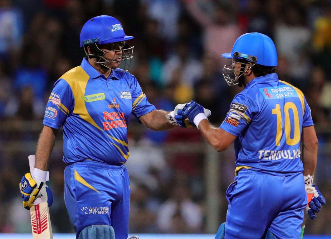 Sachin Tendulkar and Virender Sehwag unite again Sachin Tendulkar and Virender Sehwag unite again