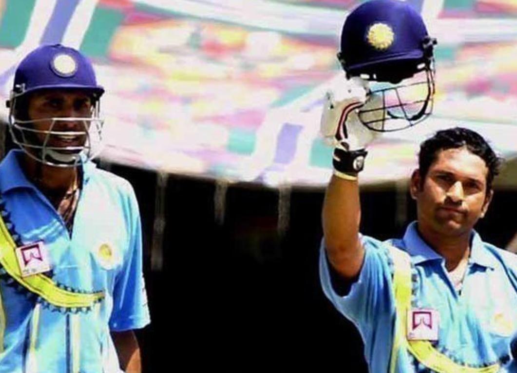 Sachin Tendulkar became the 1st cricketers to score 10,000 runs in ODI Sachin Tendulkar became the 1st cricketers to score 10,000 runs in ODI