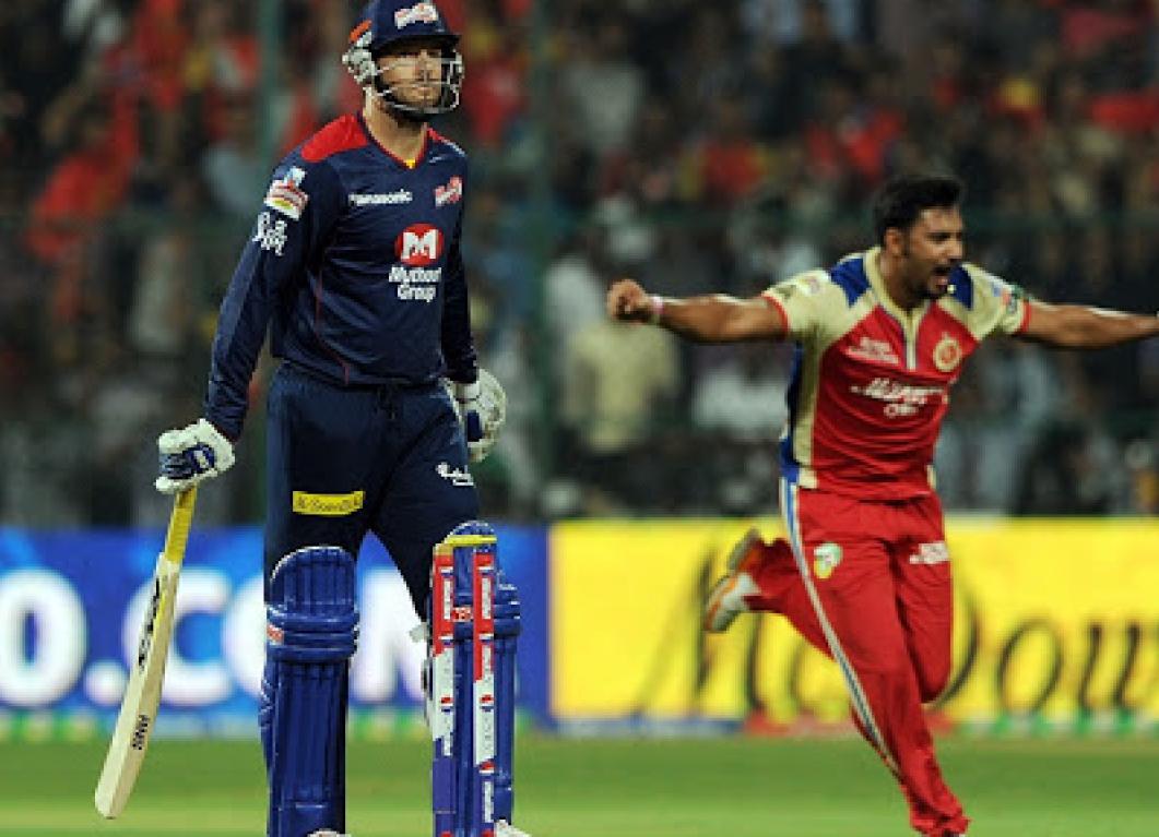 RCB beat DD in the super-over in IPL 2013