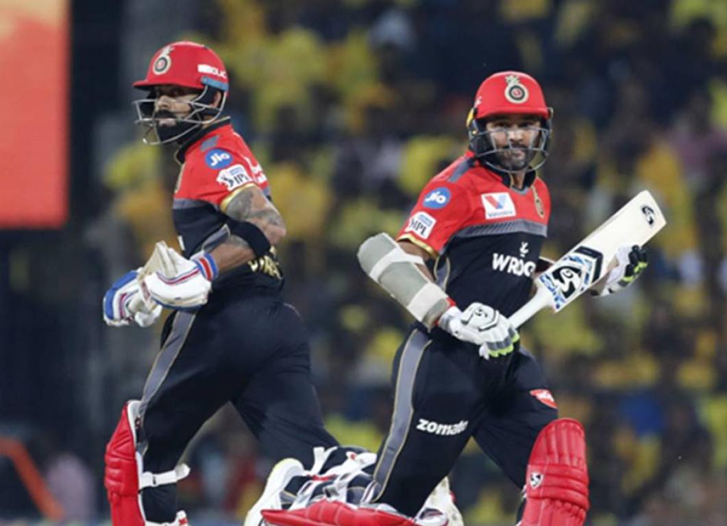 Parthiv Patel and Virat Kohli RCB wicketkeeper Parthiv Patel talks about how India and RCB captain Virat Kohli approaches captaincy