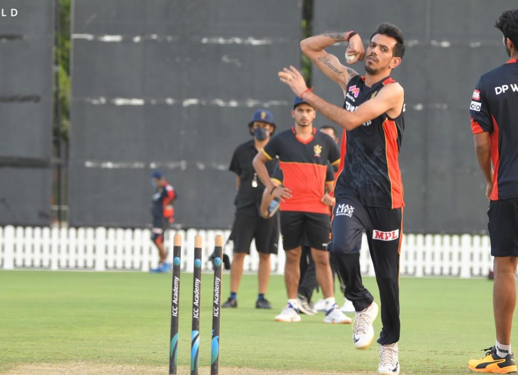 Yuzvendra Chahal RCB spinners Yuzvendra Chahal, Washington Sundar and Pawan Negi start bowling