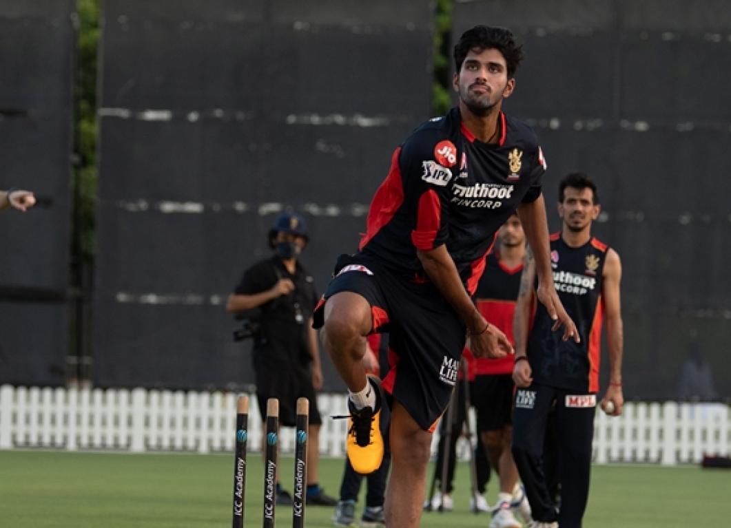 Flashback Friday featuring RCB and Indian all-rounder Washington Sundar