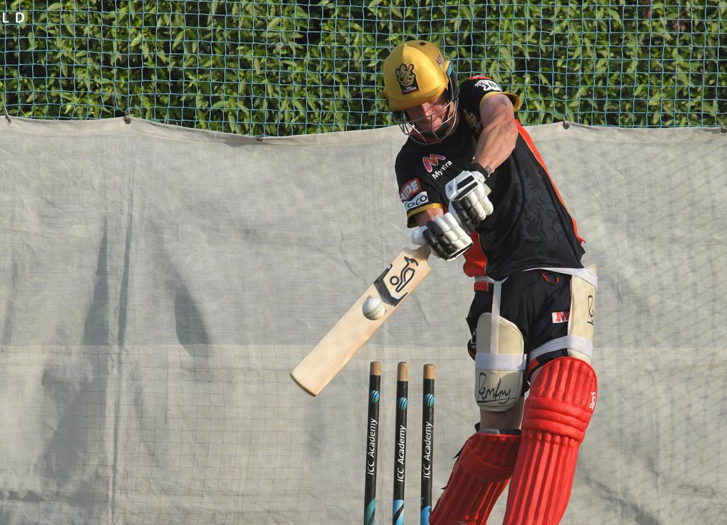 Chris Morris When RCB all-rounder Chris Morris nearly won the game for Delhi Daredevils against Gujarat Lions in the 2016 edition of the IPL.