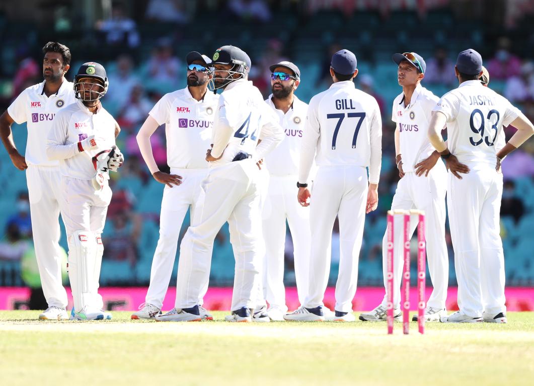Report: Trouble mounts for India as Australia take a huge lead