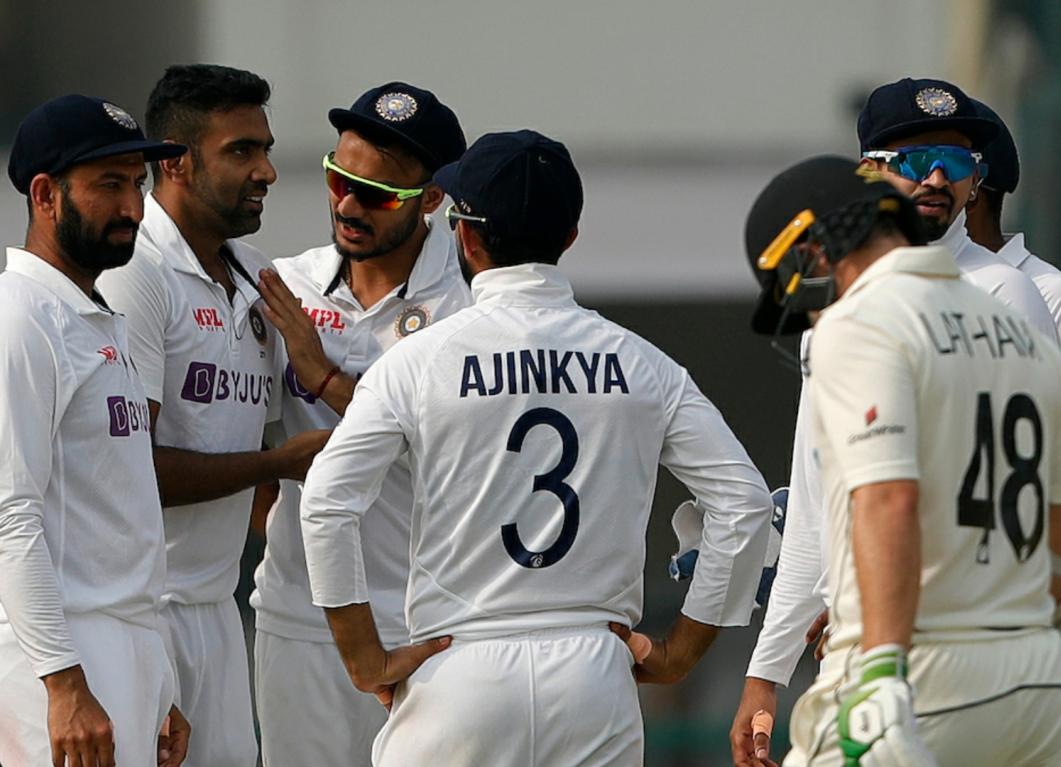 New Zealand manage to salvage a draw in a thrilling Test at Kanpur New Zealand manage to salvage a draw in a thrilling Test at Kanpur