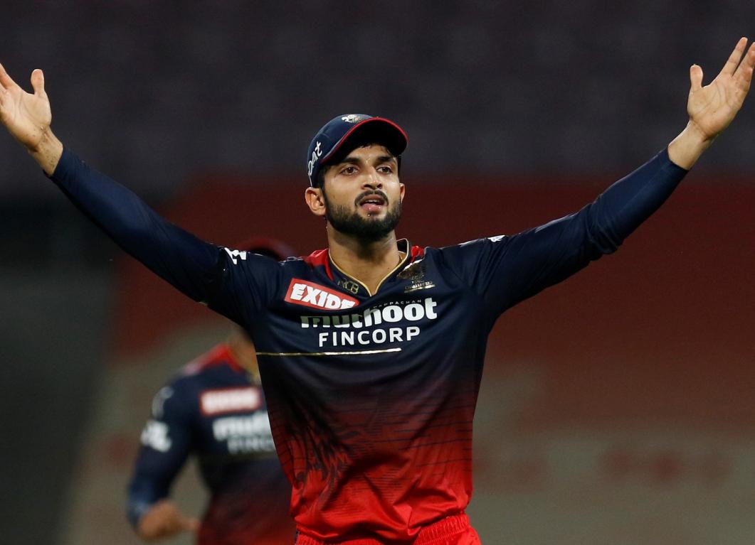 Top Three performances: CSK vs RCB Top Three performances: CSK vs RCB