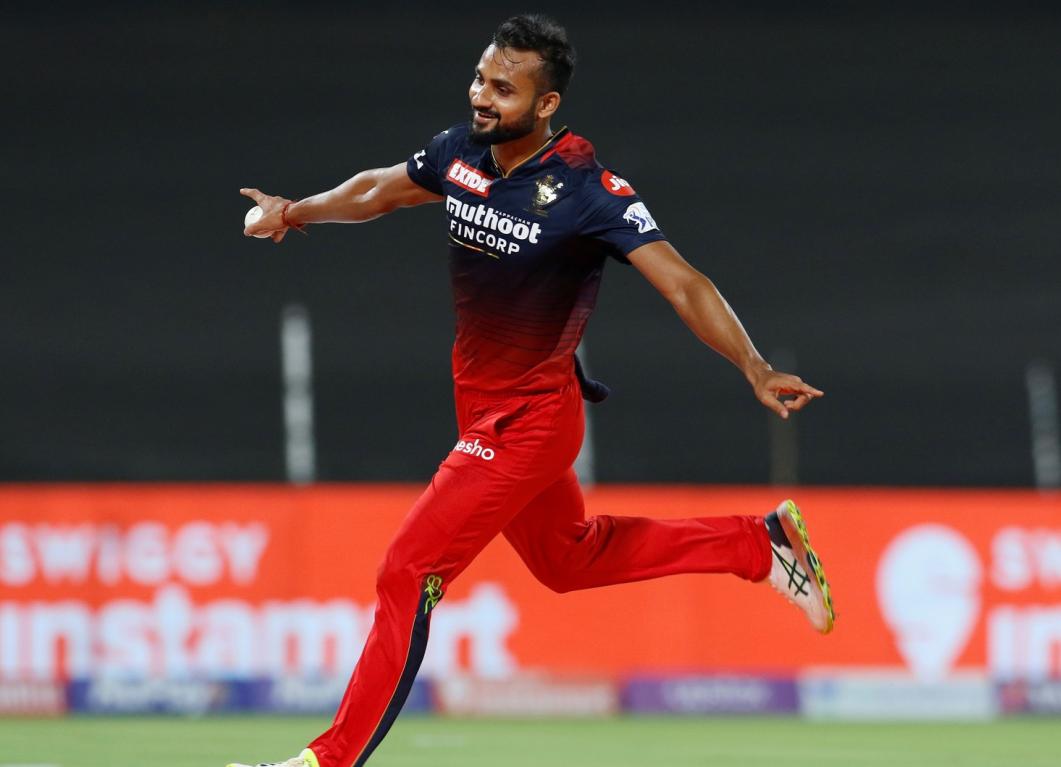 RCB Bold Diaries: Bowling simulation: The secret to RCB’s bowling turnaround vs KKR RCB Bold Diaries: Bowling simulation: The secret to RCB’s bowling turnaround vs KKR
