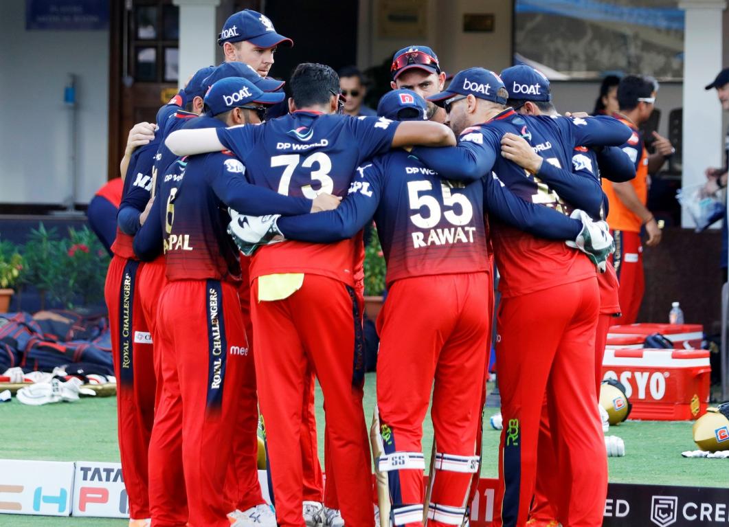 Titans pip RCB to make it 8 out of 9 Titans pip RCB to make it 8 out of 9