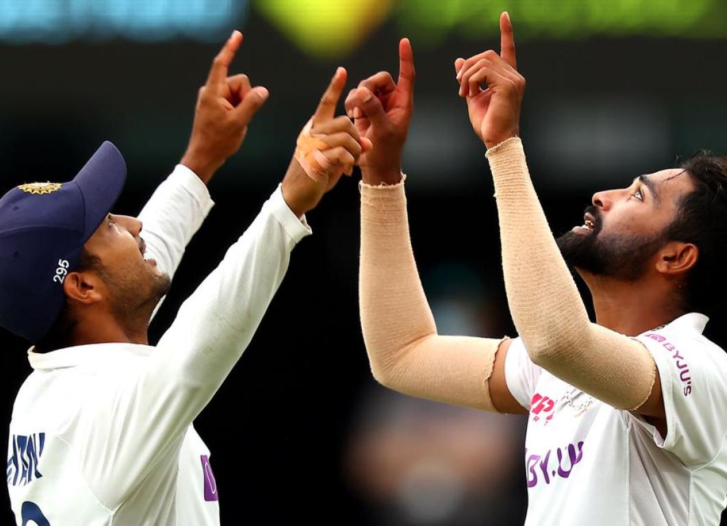 When I wore my cap in Melbourne, I thought 'dad should've been here': Mohammed Siraj on one of the most emotional moments of his life When I wore my cap in Melbourne, I thought 'dad should've been here': Mohammed Siraj on one of the most emotional moments of his life