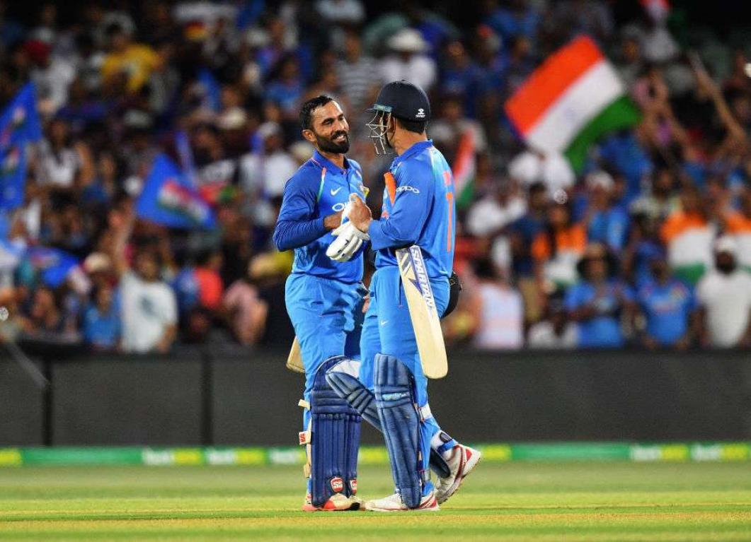 You need a keeper who will do MS Dhoni's role: Ravi Shastri on Dinesh Karthik You need a keeper who will do MS Dhoni's role: Ravi Shastri on Dinesh Karthik