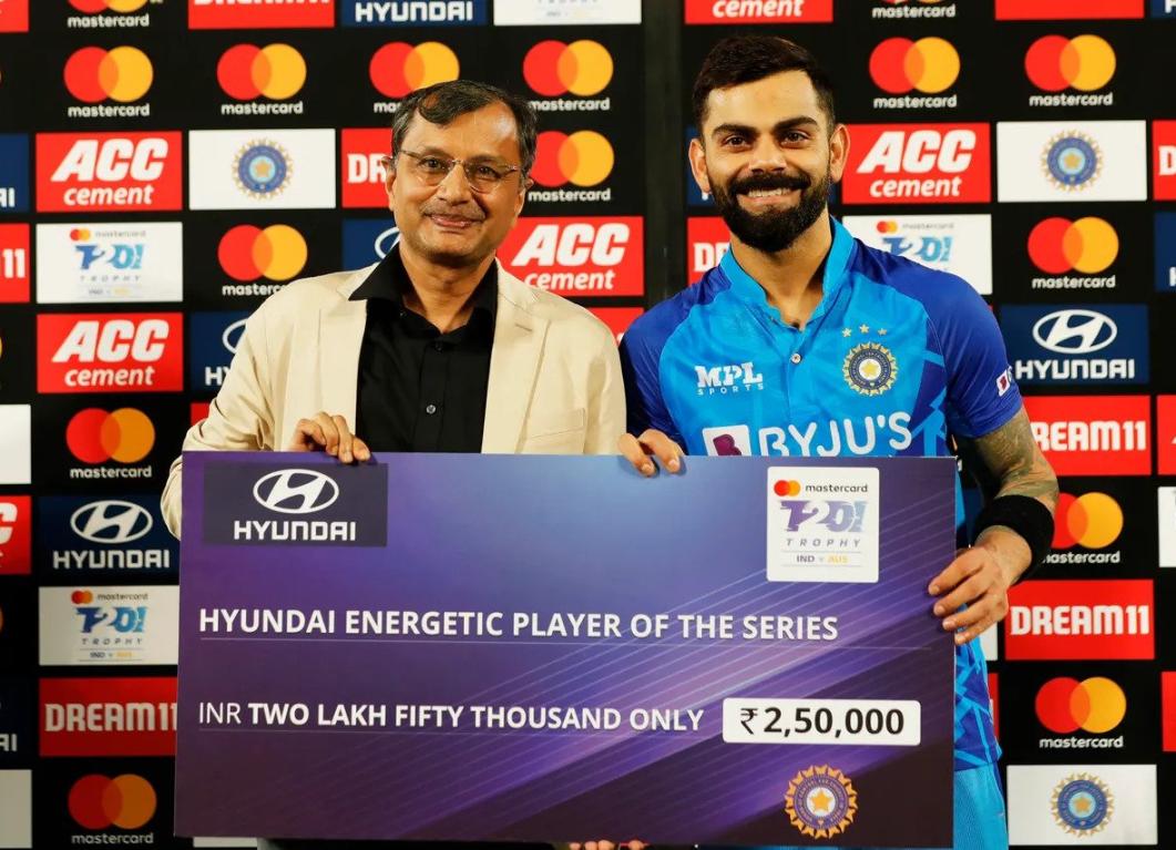 He is in a better space now: R Sridhar praises Virat Kohli Virat Kohli