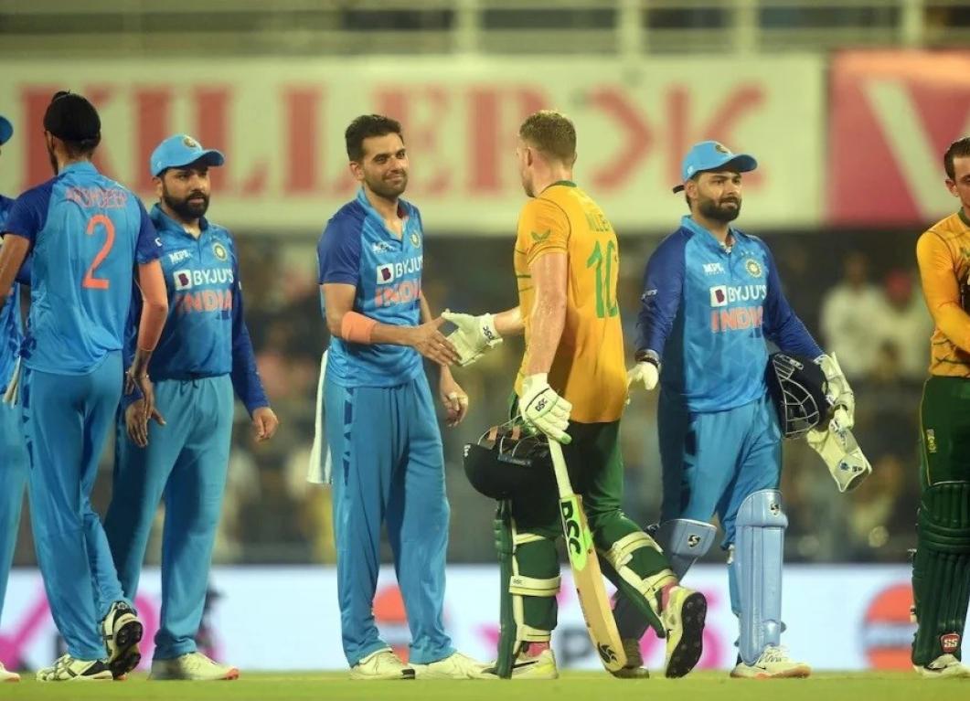 Records tumble in the second T20I as India and South Africa put on a run-fest