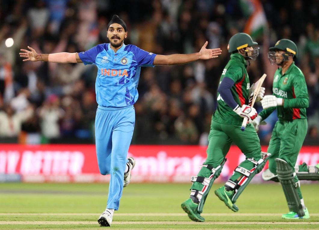 India clinch thriller at Adelaide to surge to the top of Group 2 India
