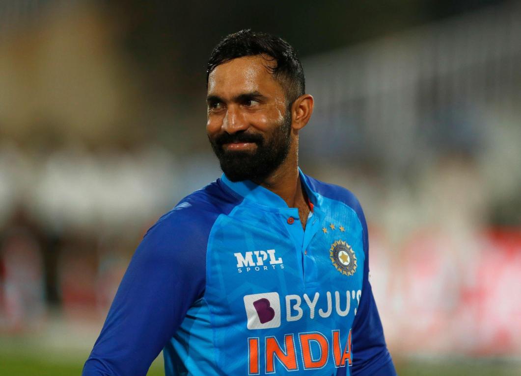 Dinesh Karthik weighs in on the Rahul vs Pant debate ahead of India's ODI series against Bangladesh Dinesh Karthik