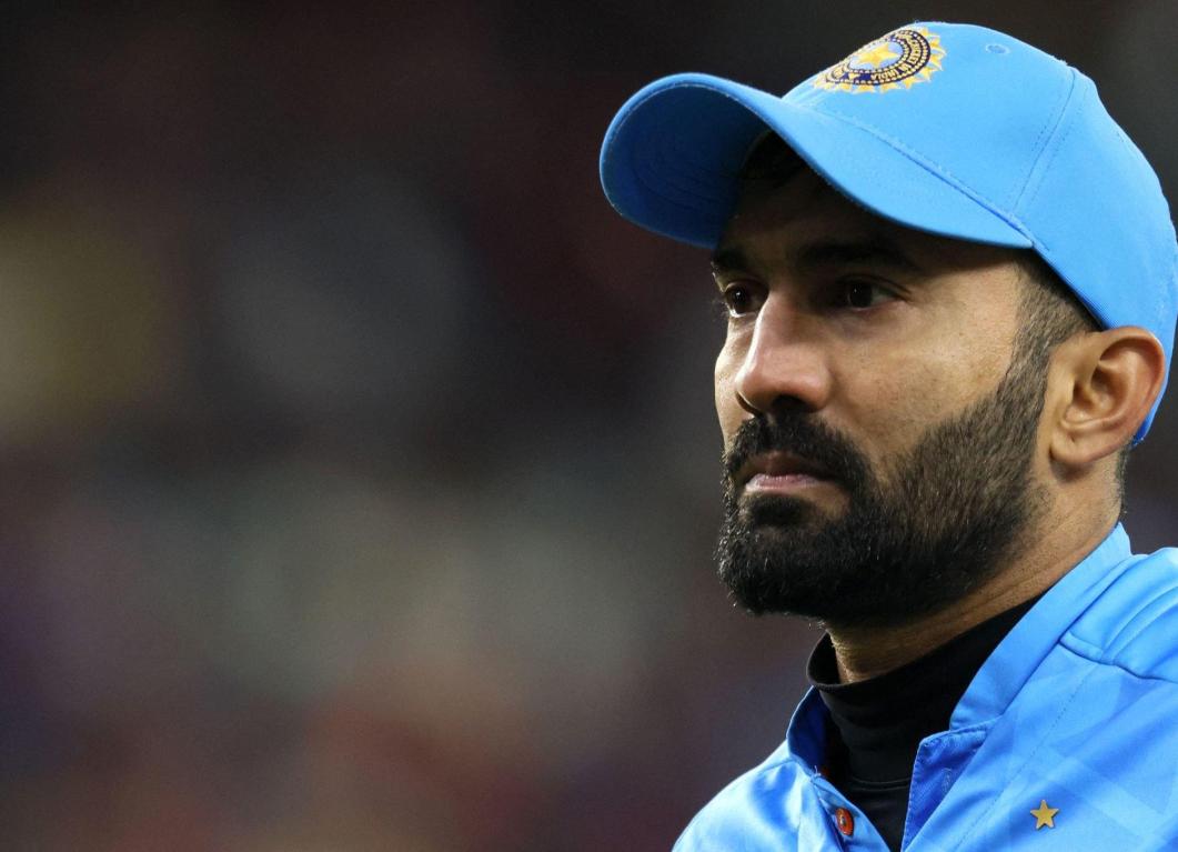 Dinesh Karthik expresses his vote of confidence in Suryakumar Yadav, suggests a different position for him in the batting order Dinesh Karthik expresses his vote of confidence in Suryakumar Yadav, suggests a different position for him in the batting order