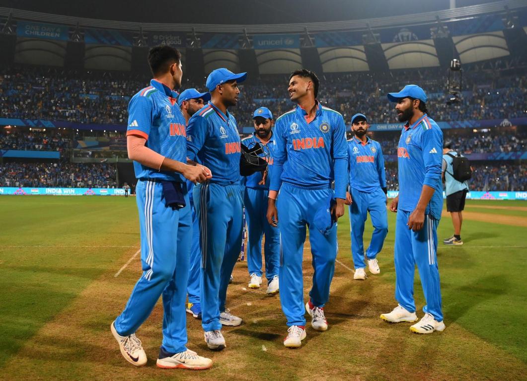 India book their semi-final berth with a superlative display to blow away Sri Lanka