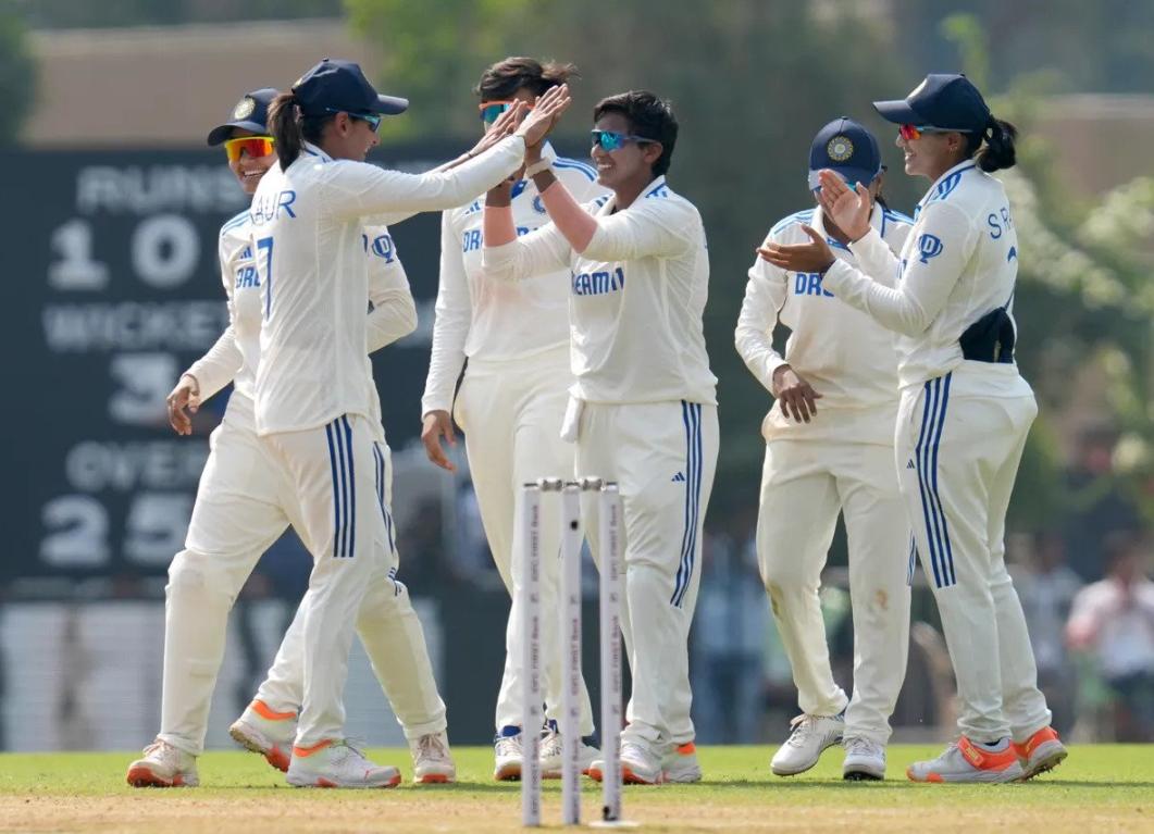 Deepti Sharma’s magical performance puts India-W in the driver’s seat at Stumps on Day 2 Deepti Sharma’s magical performance puts India-W in the driver’s seat at Stumps on Day 2