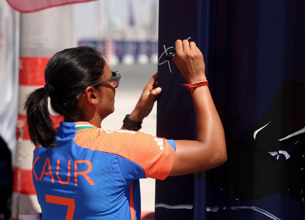 Harmanpreet Kaur Harmanpreet Kaur