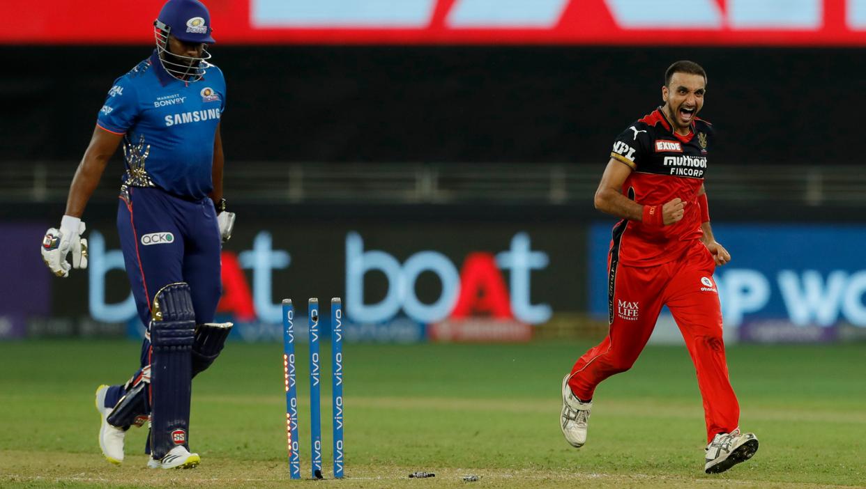 5 debutants for RCB today against PBKS, and on @kreditbee presents Bold Diaries we feature two exciting prospects. Here’s what Faf, the coaches and Virat had to say about Anuj and Akash.