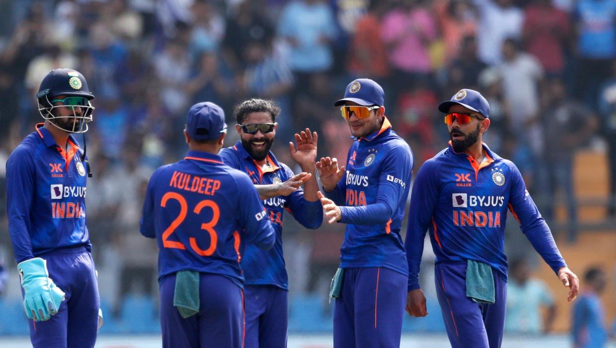 Dinesh Karthik on Nidahas Trophy 2018 final over | RCB Podcast