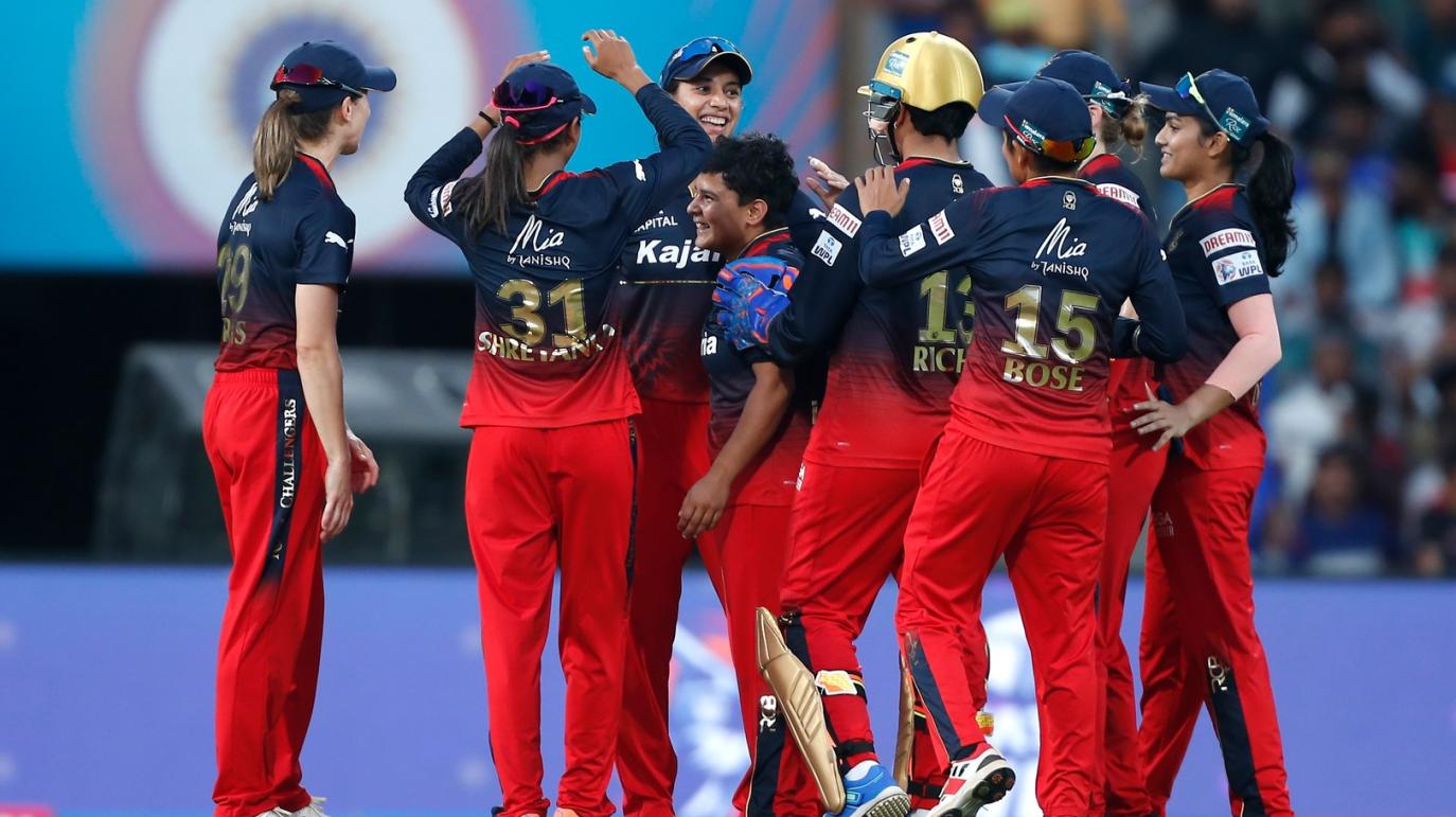 RCB miss out on fairytale ending to finish WPL 2023 with a loss against MI