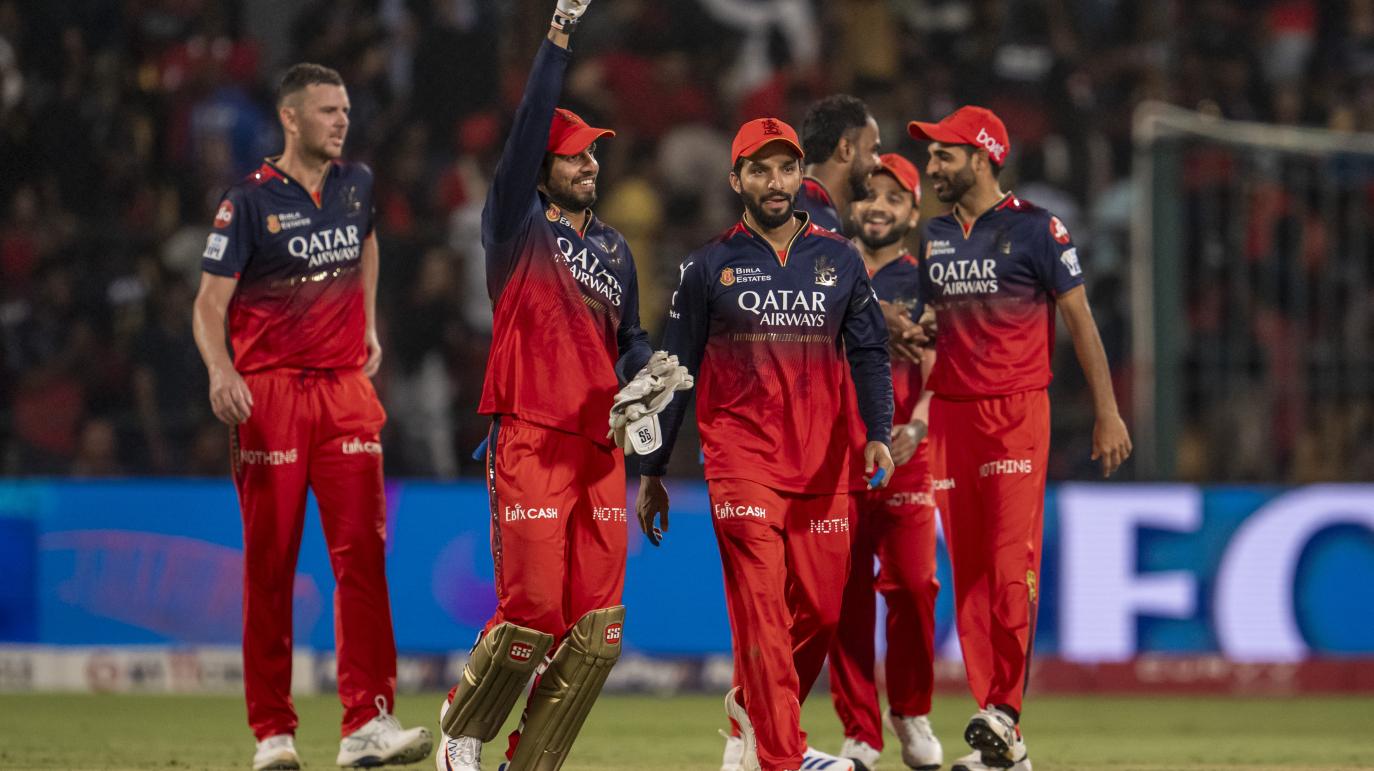 RCB vs RR