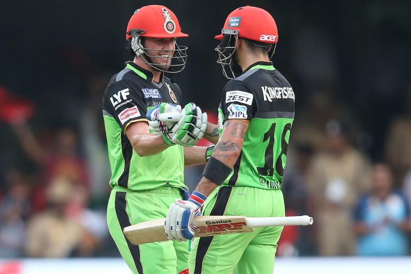 Virat Kohli and AB de Villiers vs Gujarat Lions 2016