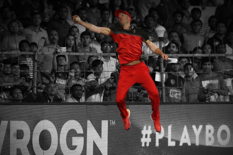 When AB de Villiers defied gravity to complete a stunning catch at the Chinnaswamy in IPL 2018