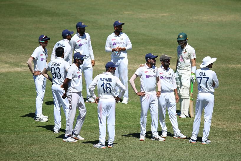India lodge official complaint after Siraj, Bumrah face racial abuse at Sydney