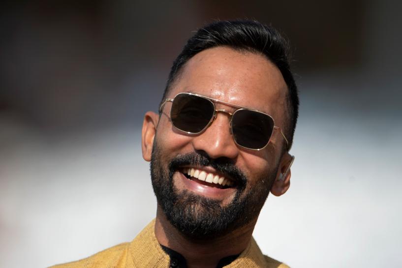 Faf is tactically very astute: Dinesh Karthik