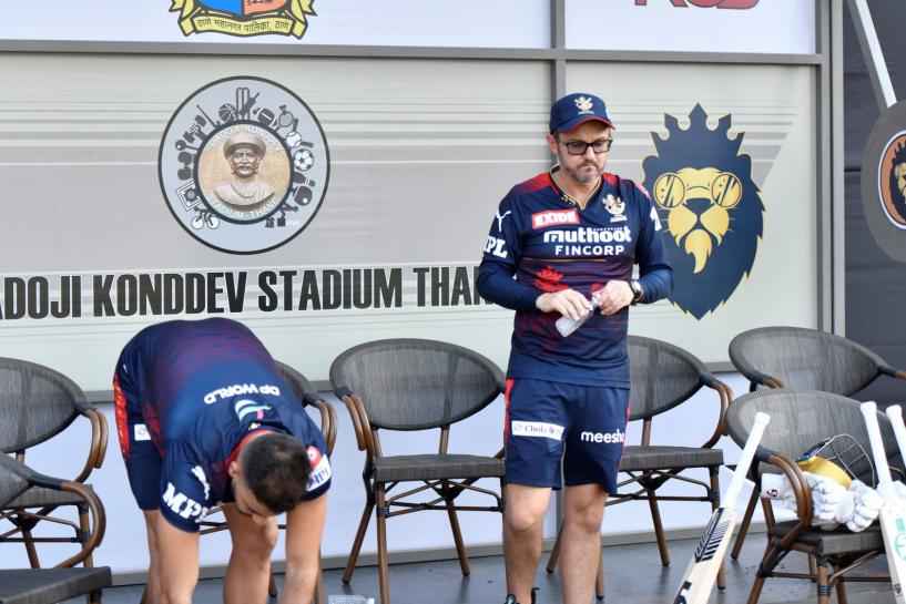 RCB Bold Diaries: Mike Hesson and Adam Griffith’s thoughts on the opening day defeat RCB Bold Diaries: Mike Hesson and Adam Griffith’s thoughts on the opening day defeat
