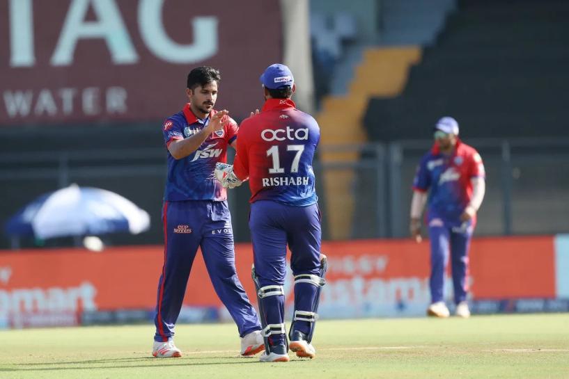 Top 4 race heats up as Delhi take on RR in a crucial encounter