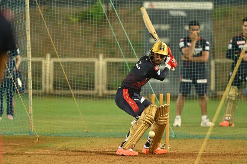 Shahbaz Ahmed grans headlines with another all-round display in the Duleep Trophy Shahbaz Ahmed