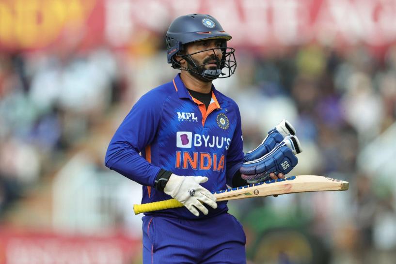 I think split coaching has very high plausibility: Dinesh Karthik Dinesh Karthik
