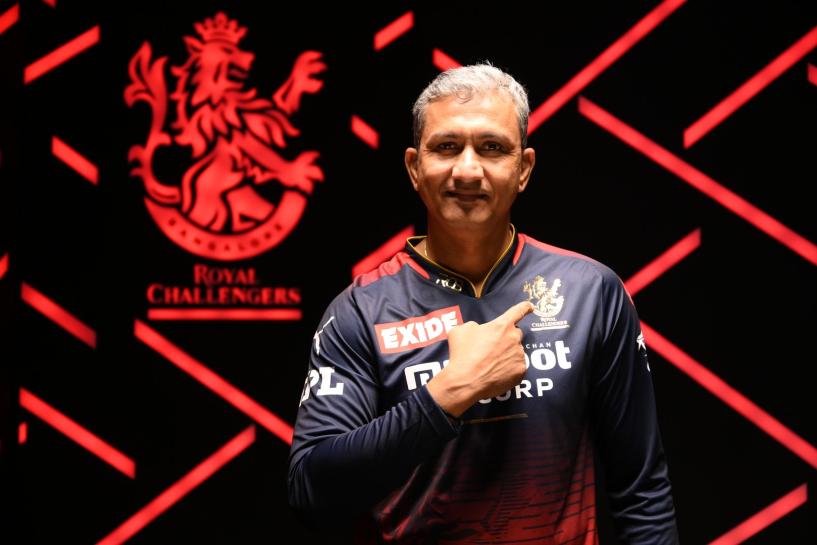 Sanjay Bangar decodes RCB’s strategy to go for Reece Topley