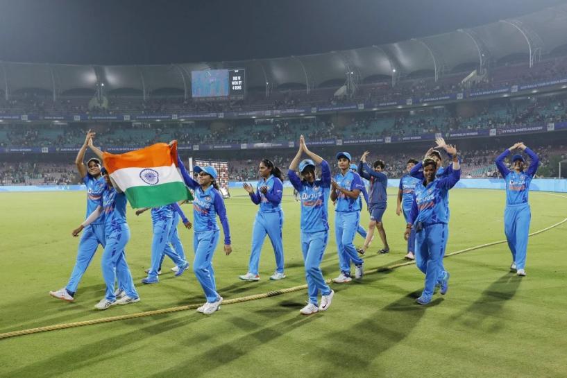 Smriti Mandhana steers India to a remarkable win against Australia as the hosts level series Smriti Mandhana