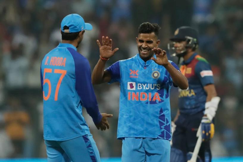 Shivam Mavi and Deepak Hooda