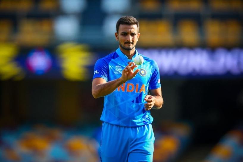 Harshal Patel talks about missing out on the T20 World Cup and the rollercoaster set of emotions that followed Harshal Patel talks about missing out on the T20 World Cup and the rollercoaster set of emotions that followed