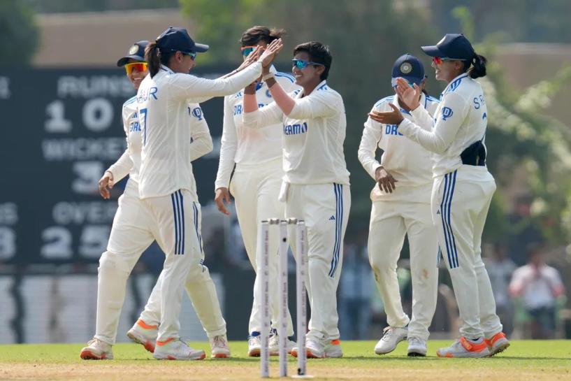 Deepti Sharma’s magical performance puts India-W in the driver’s seat at Stumps on Day 2 Deepti Sharma’s magical performance puts India-W in the driver’s seat at Stumps on Day 2