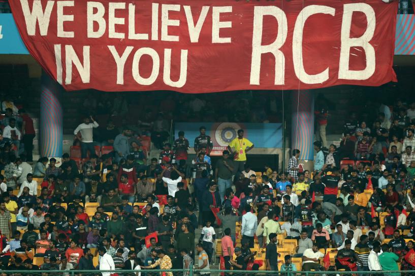RCB-W vs MI-W