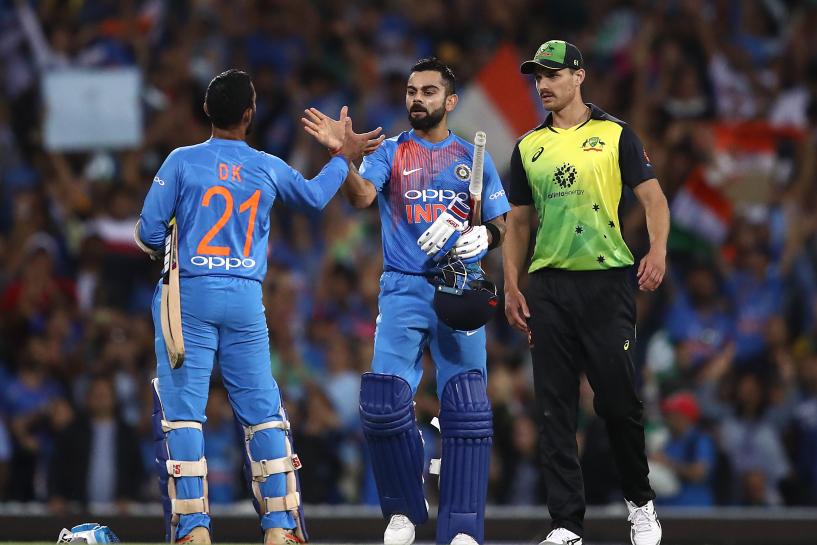 Virat Kohli and Dinesh karthik