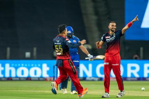 MI VS RCB, 9TH APRIL, 2022, GAME 4 - 34