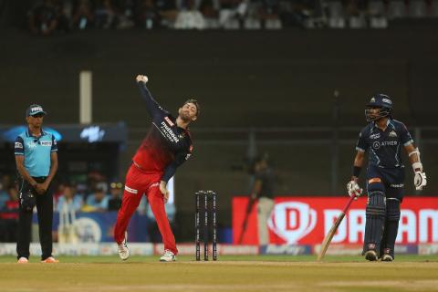 RCB VS GT, 19TH MAY, 2022, GAME 14 - 38