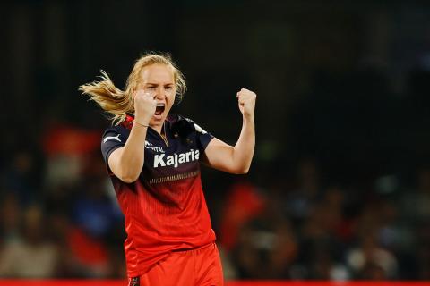 MI won by 4 wickets