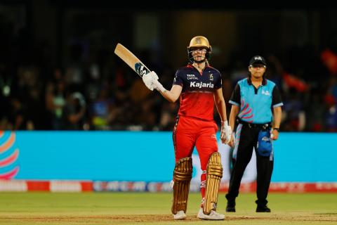 DC won the match by 9 wickets