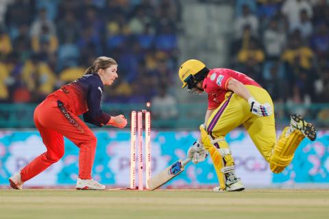 UPW won by 12 runs